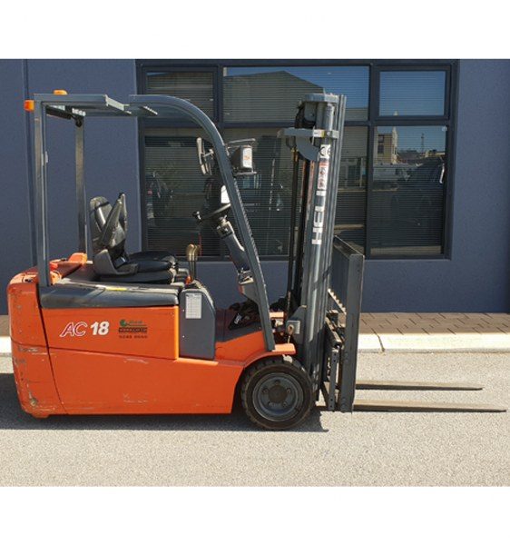 Heli 1800kg battery electric forklift with 4350mm three stage mast